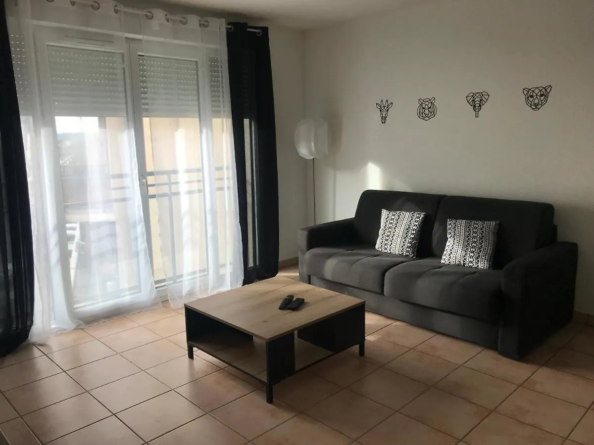 Le Gare-Pisine-Geneve Apartment Annemasse